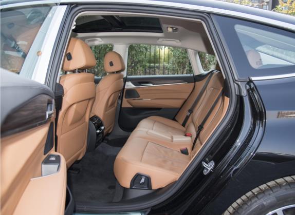 宝马6系GT 2022款 630i 豪华设计套装 车厢座椅   后排空间