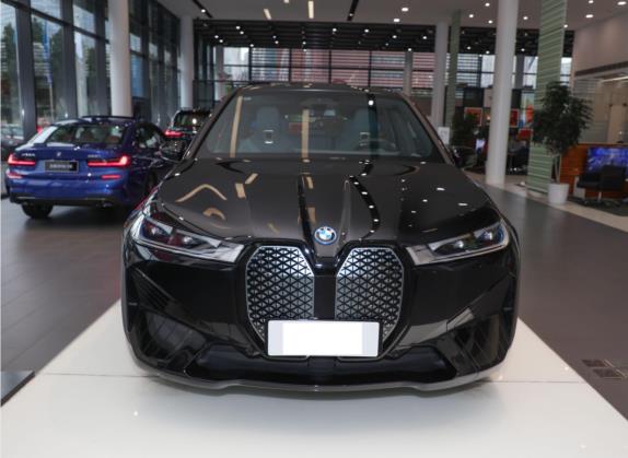 宝马iX 2022款 xDrive40 外观   正前