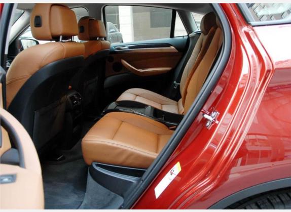 宝马X6 2008款 xDrive35i 车厢座椅   后排空间