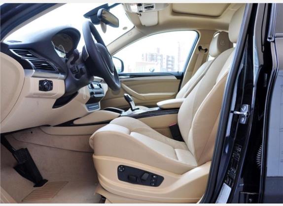 宝马X6 2011款 xDrive35i 车厢座椅   前排空间