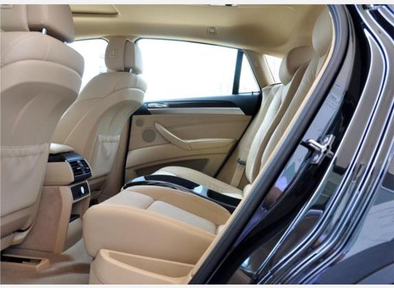 宝马X6 2011款 xDrive35i 车厢座椅   后排空间