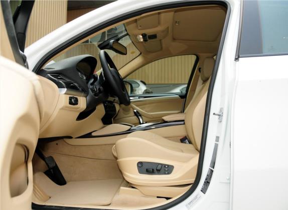 宝马X6 2012款 xDrive35i 车厢座椅   前排空间