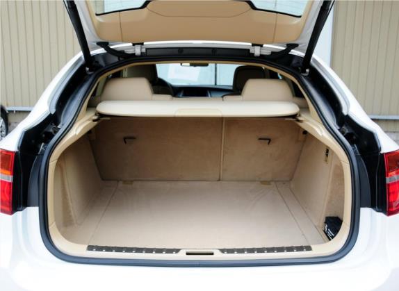 宝马X6 2012款 xDrive35i 车厢座椅   后备厢