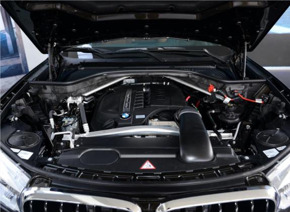 宝马X6 2015款 xDrive35i 领先型 其他细节类   发动机舱