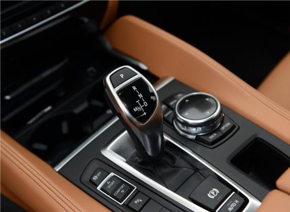 宝马X6 2015款 xDrive35i 尊享型 中控类   挡把