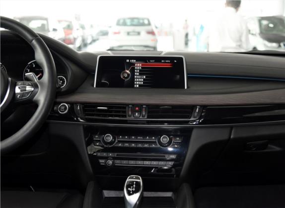 宝马X6 2015款 xDrive50i M运动型 中控类   中控台