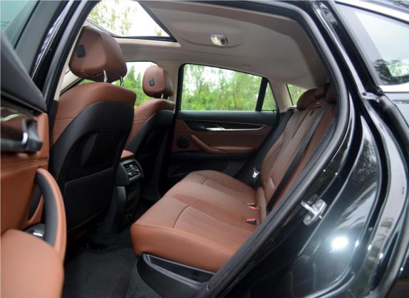 宝马X6 2015款 xDrive28i 车厢座椅   后排空间