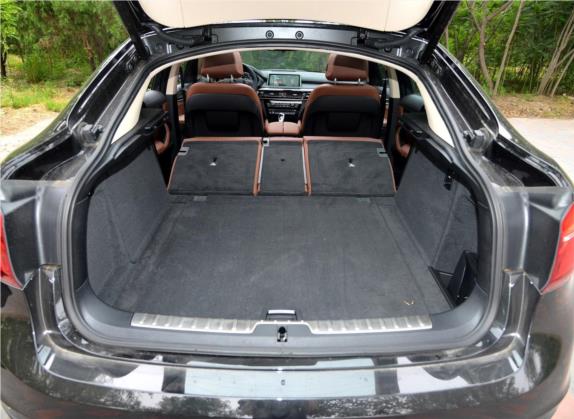 宝马X6 2015款 xDrive28i 车厢座椅   后备厢