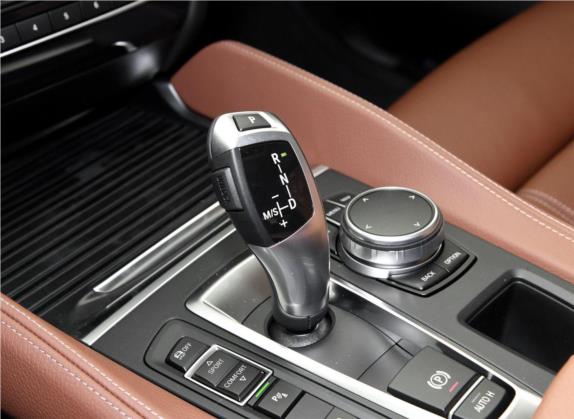宝马X6 2018款 xDrive28i 中控类   挡把