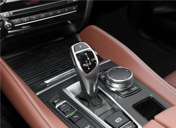宝马X6 2018款 xDrive35i 领先型 中控类   挡把