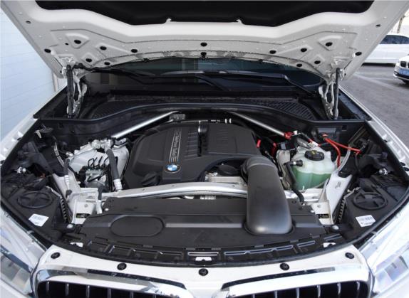 宝马X6 2019款  xDrive35i尊享型 M运动套装 其他细节类   发动机舱