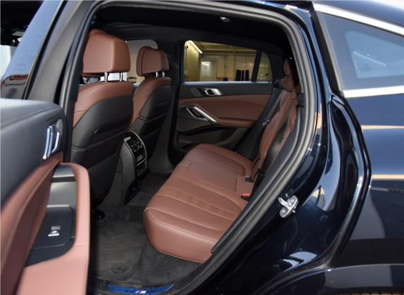 宝马X6 2020款 xDrive40i 尊享型 M运动套装 车厢座椅   后排空间