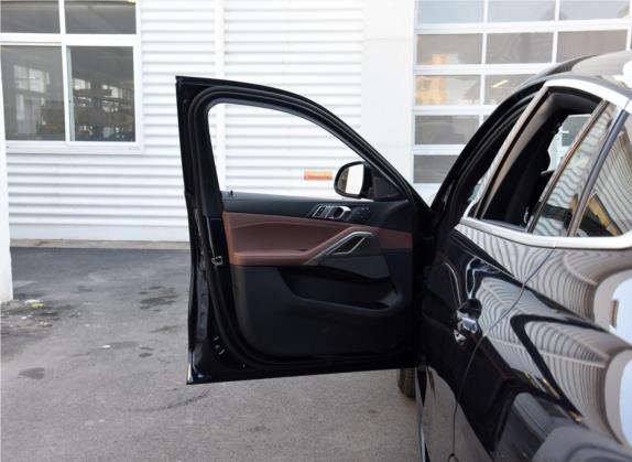 宝马X6 2020款 xDrive40i 尊享型 M运动套装 车厢座椅   前门板