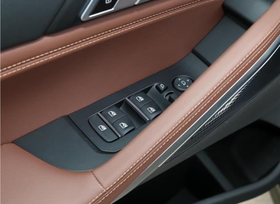 宝马X6 2021款 xDrive40i M运动套装 车厢座椅   门窗控制