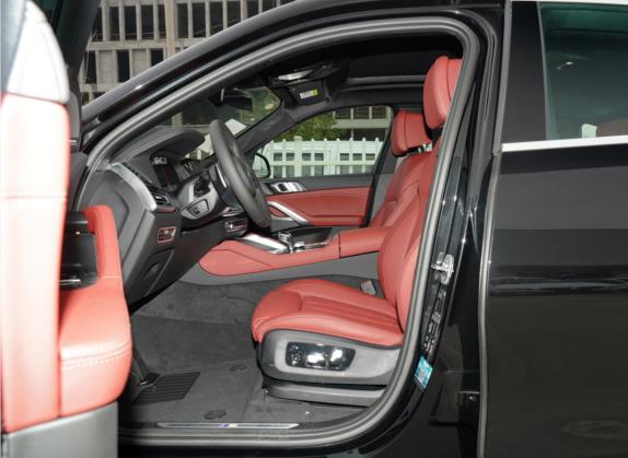 宝马X6 2021款 xDrive40i 尊享型 M运动套装 车厢座椅   前排空间
