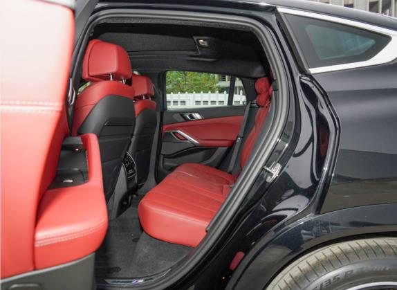 宝马X6 2021款 xDrive40i 尊享型 M运动套装 车厢座椅   后排空间