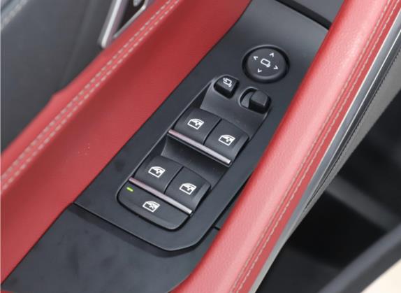 宝马X6 2021款 改款 xDrive40i 尊享型 M运动套装 车厢座椅   门窗控制