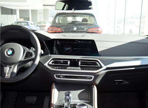 宝马X6 2022款 xDrive30i M运动套装 中控类   中控台
