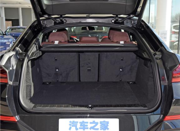 宝马X6 2022款 xDrive30i M运动套装 车厢座椅   后备厢