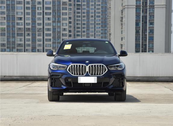 宝马X6 2022款 改款 xDrive40i 尊享型 M运动套装 外观   正前