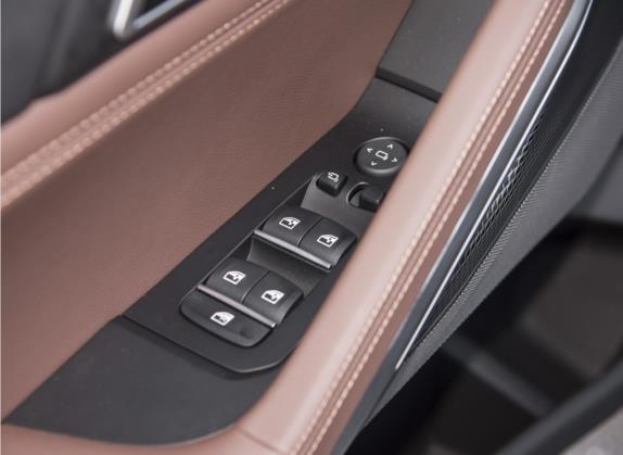 宝马X6 2022款 改款二 xDrive40i M运动套装 车厢座椅   门窗控制