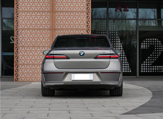 宝马i7 2023款 xDrive60L 豪华套装 外观   正后