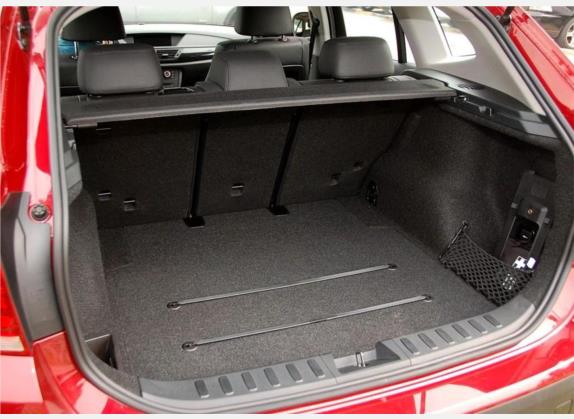 宝马X1(进口) 2010款 sDrive18i豪华型 车厢座椅   后备厢