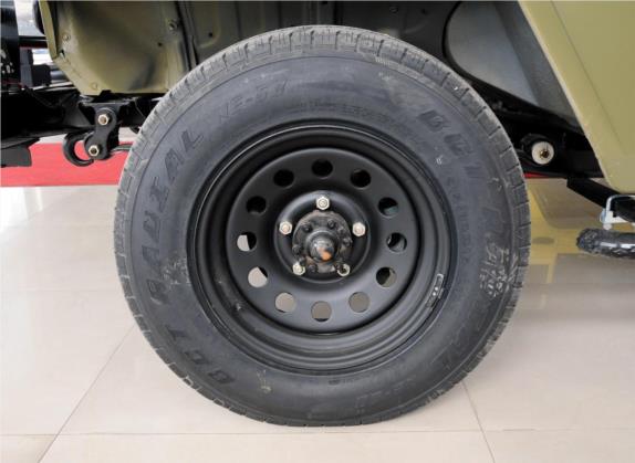 BJ212 2012款 四驱汽油舒适型 其他细节类   前轮