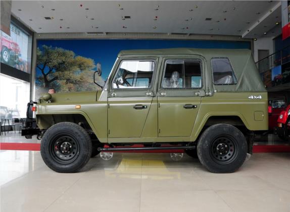 BJ212 2012款 四驱汽油舒适型 外观   正侧