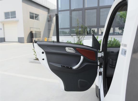 北汽小猫 2020款 基本型 车厢座椅   前门板