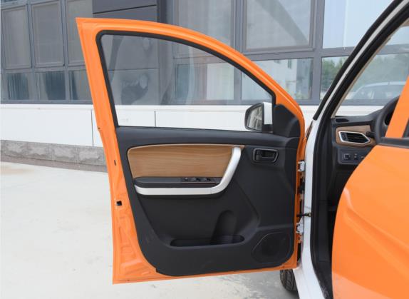 北汽大猫 2020款 基本型 车厢座椅   前门板