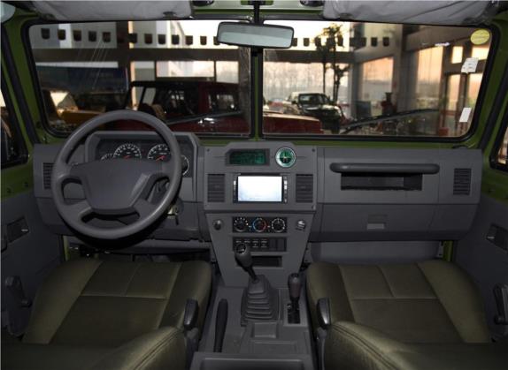 勇士 2013款 2.7L 五门四驱汽油版 中控类   中控全图