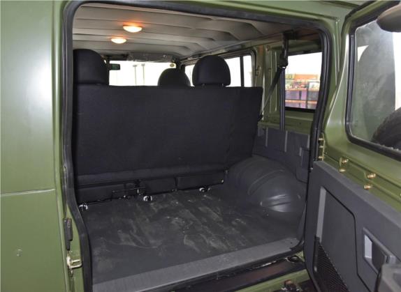 勇士 2018款 2.0T 五门四驱汽油版 国V 车厢座椅   后备厢