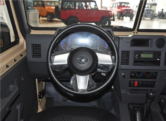 勇士 2019款 2.4T 五门四驱汽油版 国VI 中控类   驾驶位