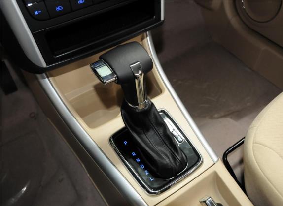 北京汽车E系列 2013款 两厢 1.5L 自动乐天版 中控类   挡把