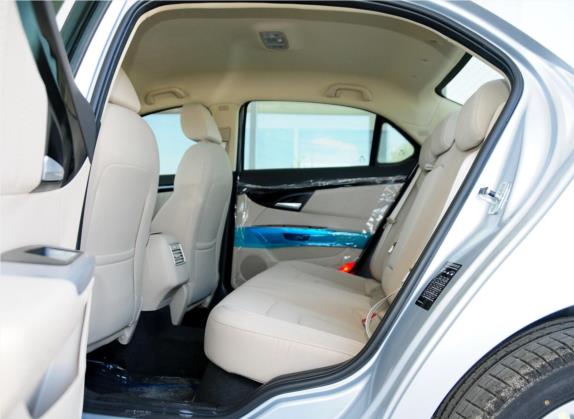 绅宝D70 2013款 2.0T 舒适版 车厢座椅   后排空间