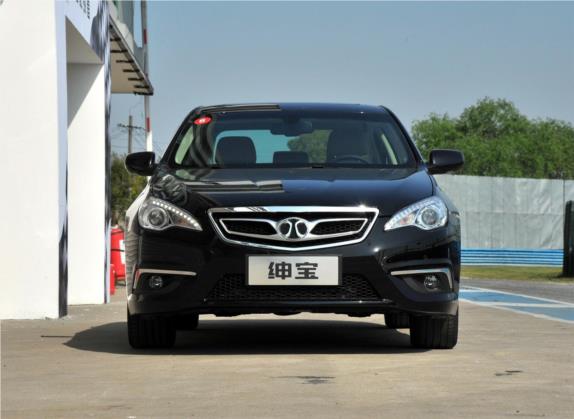 绅宝D70 2013款 2.3T 精英版 外观   正前