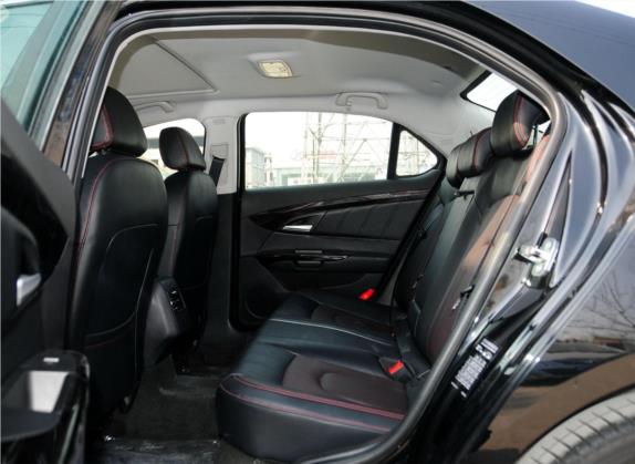 绅宝D70 2013款 1.8T 政务版 车厢座椅   后排空间