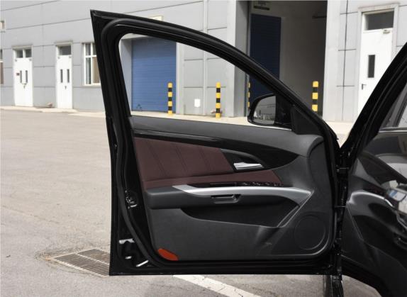 绅宝D70 2018款 性能版 1.8T 舒适版 车厢座椅   前门板
