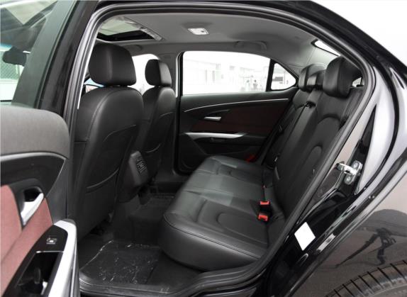 绅宝D70 2018款 性能版 1.8T 尊贵版 车厢座椅   后排空间