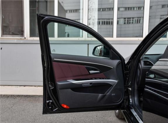 绅宝D70 2018款 性能版 1.8T 尊享版 车厢座椅   前门板