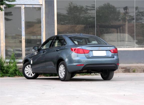 绅宝D50 2014款 1.5L 手动标准版 外观   斜后