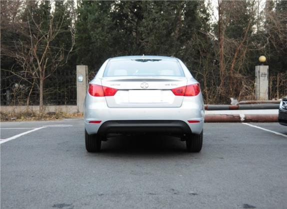 绅宝D50 2014款 1.5L CVT标准版 外观   正后