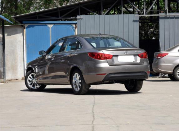 绅宝D50 2015款 1.5L 手动舒适超值导航版 外观   斜后