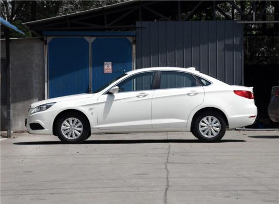 绅宝D50 2015款 1.5L CVT标准超值导航版 外观   正侧