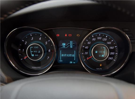 绅宝D50 2016款 1.5L CVT精英版 中控类   仪表盘