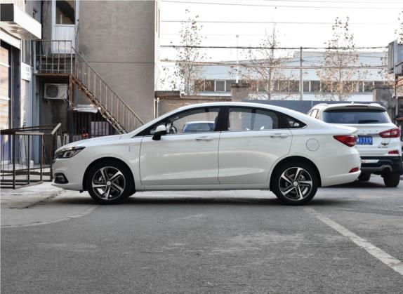 绅宝D50 2018款 1.5L CVT尊贵智联版 外观   正侧