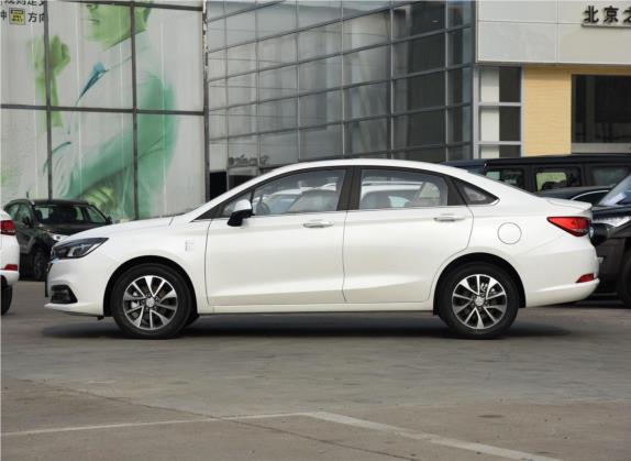 绅宝D50 2018款 1.5L 手动尊贵智驾版 外观   正侧