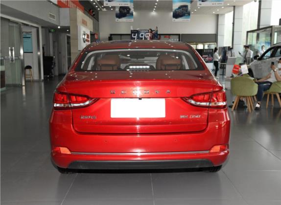 绅宝D50 2019款 1.5L 手动尊贵版 国V 外观   正后