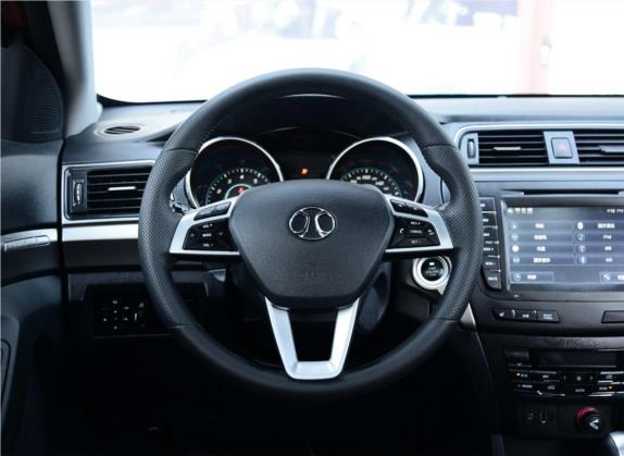 绅宝X65 2015款 2.0T 自动豪华型 中控类   驾驶位